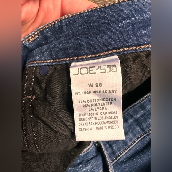 High rise Skinny jeans with frayed ends - Picture 2 of 6